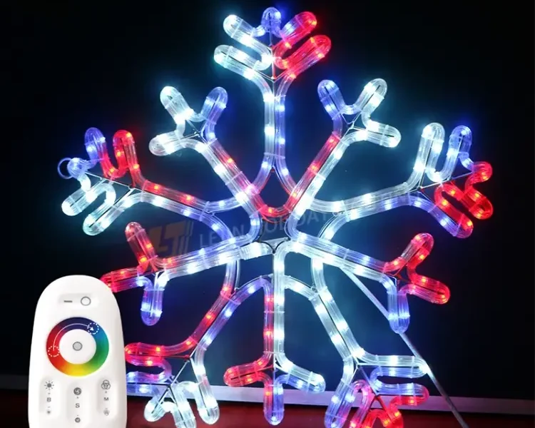 LED 2D smart snowflake motif light exporter